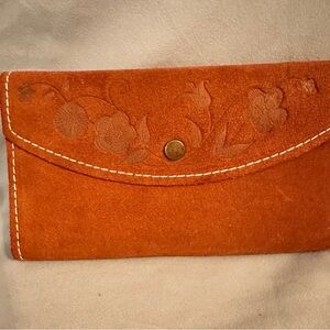 Vintage Checkmate genuine suede wallet Brown with design flap snap closure